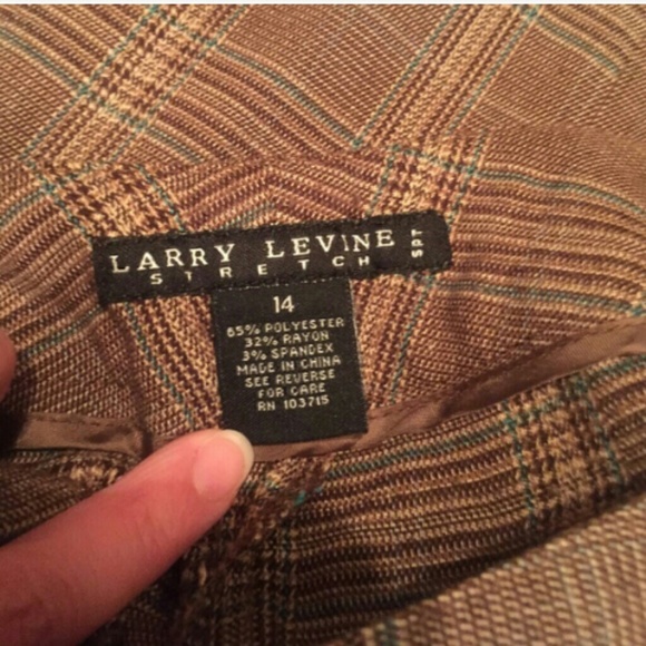 LARRY LEVINE - Picture 3 of 3